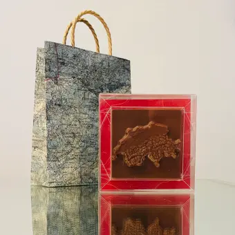 Schoggirelief Schweiz mit Geschenktasche 